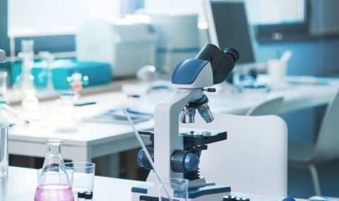 ¿Vale la pena importar equipos médicos en 2026